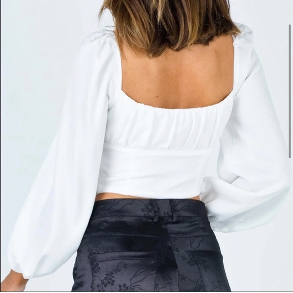 Princess Polly Blouse - Picture 3 of 5